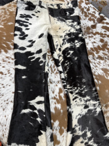 กางเกงหนังวัวเอวสูงของผู้ชายดีไซน์ใหม่กางเกงผ้าฝ้ายน้ำหนักเบาสไตล์ตรงพร้อมโลโก้ที่กำหนดเอง - Product Image 5