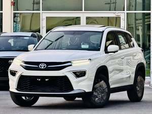 Nuevo 2025 Toyo Ta Urban Cruiser GLX 1.5L Motor de gasolina Blanco Oscuro Interior Asientos de cuero I-Force Max Premium Automático Coches usados - Product Image 5