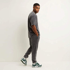 Camiseta personalizada de manga completa para hombre Stock 100% tela de algodón suave, la mejor calidad OEM, gran oferta con 180 GSM, diseño de logotipo personalizado - Product Image 3