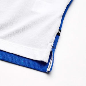 Polos pour hommes en tissu respirant avec logo personnalisé OEM coupe à manches courtes et services d'étiquetage personnel - Product Image 5