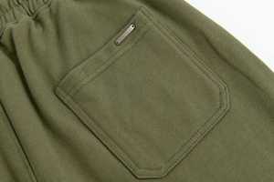 กางเกงขาสั้นผู้ชายผ้าฝ้ายทรงโอเวอร์ไซส์ความยาวกลางเข่า 360 กรัม สกรีนโลโก้ได้ ระบายอากาศได้ดี เอวยางยืด ผ้าแคนวาส สไตล์ไฮสตรีท - Product Image 4