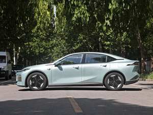 Véhicule électrique hybride de luxe d'occasion 2025 de haute qualité à autonomie étendue avec une autonomie NEDC de 201-300 km et une batterie de 50-70 kWh - Product Image 2