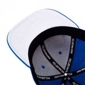 Gorras tejidas de 5 paneles deportivos de alto rendimiento, sombreros de ala plana impermeables, agujero de corte láser hidráulico, bordado 3D en espiga deportivo - Product Image 3