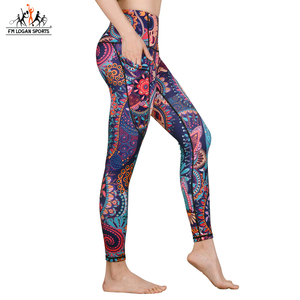 Leggings Leggings français imprimés personnalisés pour femmes, élégants, sans couture, de bonne qualité, FM LOGAN SPORTS, vente en gros - Product Image 5
