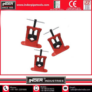 Industrial Grade Adjustable Heavy Duty Pillar Type Pipe Vice At Wholesale Price - Product Image 3