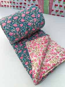 Cubrecama Artesanal Razai con Estampado en Bloques, Manta Acogedora, Ropa de Cama, Textil para el Hogar - Product Image 4