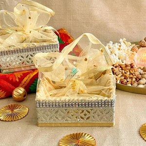 Mới đến Bộ 3 giỏ vuông ủng hộ đám cưới Diwali Quà Tặng cản trở <span class=keywords><strong>container</strong></span> trang trí ngọt ngào thường làm bằng vật liệu dệt - Product Image 3