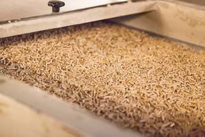 Compre Pellets de Madera para Calefacción al por Mayor, Proveedor de Pedidos al por Mayor, Marca OEM, 6 mm de Diámetro, 1% de Humedad - Product Image 2