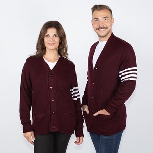 Cárdigan de Punto Acrílico para Mujer, Estilo Griego, para Invierno, con Cuello en V, Logotipo Bordado, Apliques y Cierre de Botones - Product Image 1