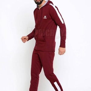 ชุดวอร์มผู้ชายขายดี ปรับแต่งโลโก้ได้ สีแดงเลือดหมู ชุดเซ็ต 2 ชิ้น ขายส่ง MOQ ต่ำ เสื้อผ้าผู้ชาย ชุดออกกำลังกาย - Product Image 4