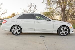 USADO, Volante a la Izquierda/Derecha, 2010, MERCEDES-BENZ E350 4MATIC SEDÁN - Product Image 4