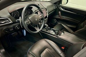 ใช้อย่างประณีต2022 Maser-ATI Ghibli Modena Q4 AWD