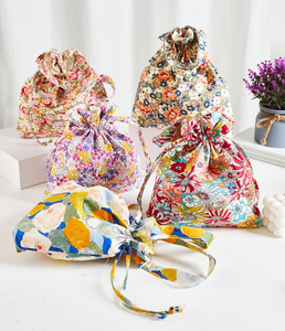 Bolso de mano de lona de algodón TC reciclado de moda personalizado para mujer, bolso de mano de algodón con cordón floral y logotipo personalizado - Product Image 2