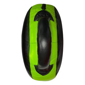 Escudo de boxeo de cuero PU de piel de vaca de alta calidad profesional Impresión de logotipo personalizado más vendido diseñado para participantes adultos de MMA - Product Image 5