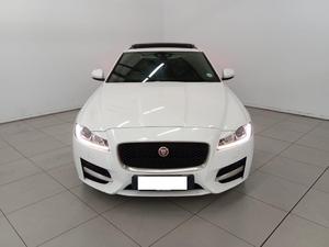 Offre promotionnelle : Jaguar XF 2.D HSE R-Dynamic D200 d'occasion 2022, faible kilométrage - Product Image 2