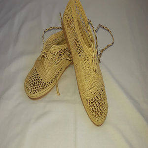 Vente en gros de pantoufles et sandales marocaines faites à la main en raphia, chaussures tissées écologiques pour femmes et hommes, commande en gros, fournisseur direct - Product Image 1