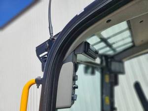 รถตักล้อยางขนาดเล็ก JCB 2TS-7T มือสอง/ใหม่ พร้อมมอเตอร์ไฮดรอลิก Kubota แรงบิดสูง ปั๊มไฮดรอลิก เกียร์บ็อกซ์ประสิทธิภาพสูง สำหรับงานก่อสร้าง - Product Image 6