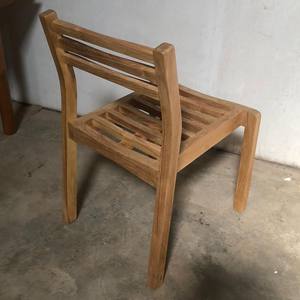 Chaise de jardin en teck massif résistant aux intempéries, empilable, chaise de salle à manger de patio, sans accoudoirs, mobilier en bois d'extérieur pour café et hôtel - Product Image 2