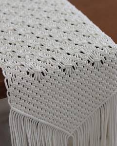 Camino de mesa de ganchillo de algodón a cuadros decoración borla macramé boda hecho a mano al por mayor - Product Image 3