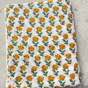 Tela de algodón hecha a mano Jaipuri, Ropa Étnica estampada y confección, patio suelto acolchado para diseños creativos, corredores de arte - Product Image 1