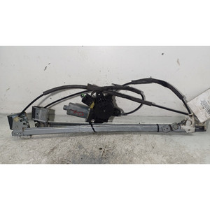 Mécanisme de levage de la vitre avant. DX MERCEDES Viano 1ère Série 0130821940 646982 (03>) - Product Image 1