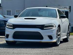 CLEAN 2023 usado D-o-d-g-e Char_ger GT RWD - Product Image 4