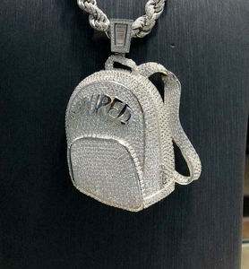 จี้เพชรโมอิสแท้แบบกลม3กะรัตพร้อมชุบทองสีขาว14K เสน่ห์ของเพชรที่สง่างามสำหรับปาร์ตี้ - Product Image 4