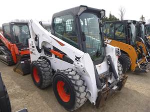 2020 Bobcat S740 Minicargadora - Product Image 2
