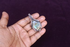 Pendentif en labradorite de feu naturel fil de cuivre enroulé de pierres précieuses bijoux faits à la main collier artistique - Product Image 4