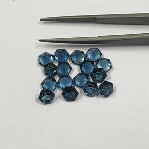 Topaze bleue de Londres naturelle de 8mm de la meilleure qualité, hexagone à facettes, pierre précieuse de guérison en vrac, prêt à l'achat, fournisseur en gros - Product Image 1