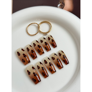 Faux ongles à presser Wild Fade couleur caramel - Product Image 1