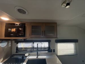 F-o-r-e-s-t R-i-v-e-r G-r-e-y W-o-l-f 2-2-M-K-S-E d'occasion 2023 à vendre - Product Image 5