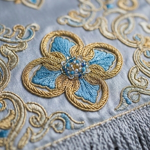 Elegante Vestimenta de Iglesia Bordada en Dorado y Azul, Túnicas de Clérigo Ornamentadas Hechas a Medida, Ropa Ceremonial para Sacerdotes Ortodoxos, Venta al Por Mayor - Product Image 3