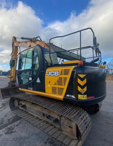 MÁQUINA EXCAVADORA JCB JS130 DE ENVÍO GRATIS DISPONIBLE EN STOCK - Product Image 1