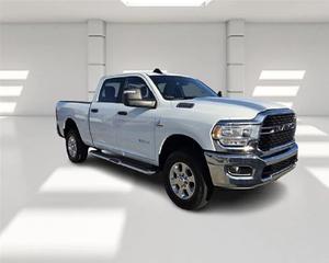 Ram 2500 Big Horn Crew Cab 2024 Usada en Excelentes Condiciones, Caja de 6'4'', 4x4 - Product Image 5