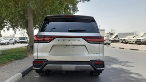 LISTO PARA ENVIAR: LEXUS LX500D DIÉSEL SPORTS 2024 CON VOLANTE A LA DERECHA - Product Image 3