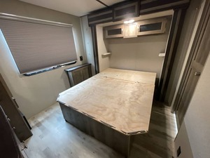 Autocaravana Keystone Sprinter Campfire 29FK modelo 2019, en buen estado, lista para la venta. - Product Image 5