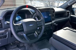 FO RD F-150 XL 4X4 2025 d'occasion, conduite à gauche/droite - Product Image 3