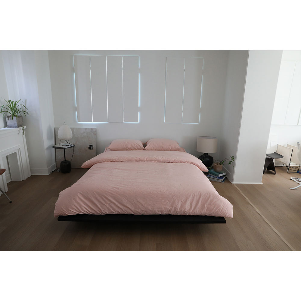 สีชมพูหม่น