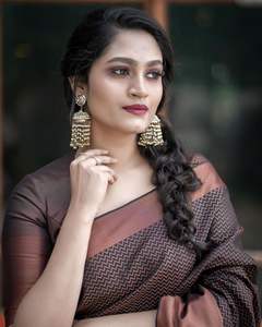 ผ้าแจ็คการ์ด pallu ที่มีดีไซน์เก๋ล่าสุดใช้ได้กับ Saree ที่มี zahlar ที่สวยงาม - Product Image 3