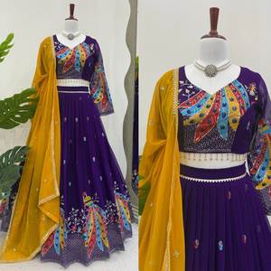 Juego de Lehenga Choli de imitación elegante de color púrpura con Bordado de hilo y lentejuelas y una Dupatta amarilla para fiestas de bodas - Product Image 1
