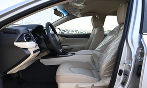 Véhicule <span class=keywords><strong>d</strong></span>'<span class=keywords><strong>occasion</strong></span> à vente rapide : Toyota Camry Hybrid LE Automatique Turbo, Pneus R21, Caméra de recul. Prêt à être expédié dans le monde entier. - Product Image 2