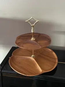 Lujoso soporte para pasteles y servir de acero inoxidable con forma rectangular Diseño personalizado con marco recubierto de polvo negro y tapa de mármol - Product Image 2