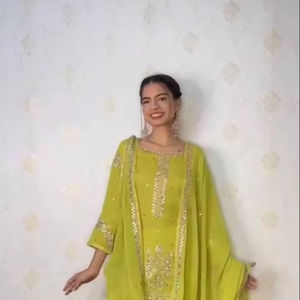 Nuevo Lanzamiento de ropa de mujer Faux Georgette Green Sequence and Thread Work Top y Sharara con Dupatta Full Stitch Suit - Product Image 1