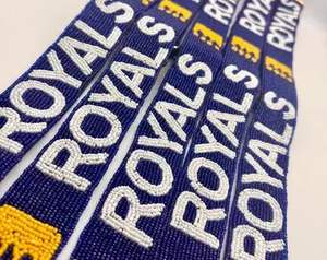 Sangle réglable avec détails en perles et broderie artisanale, point de croix et couture pour sacs - Product Image 4