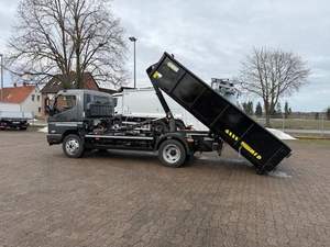 NOUVEAU Mitsubishi FUSO eCanter 9C18 avec dispositif de crochetage, transmission automatique, benne basculante - Product Image 3