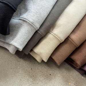 Sudadera con capucha Timeless Perfecta para capas - Product Image 4