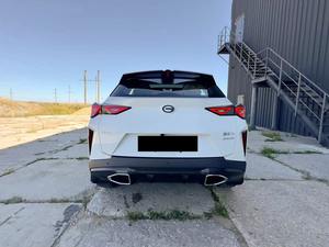 GAC GS3 Coupé AWD Turbo Premium 2024, boîte de vitesses automatique, faible kilométrage, jantes R18, intérieur en cuir foncé - Product Image 3