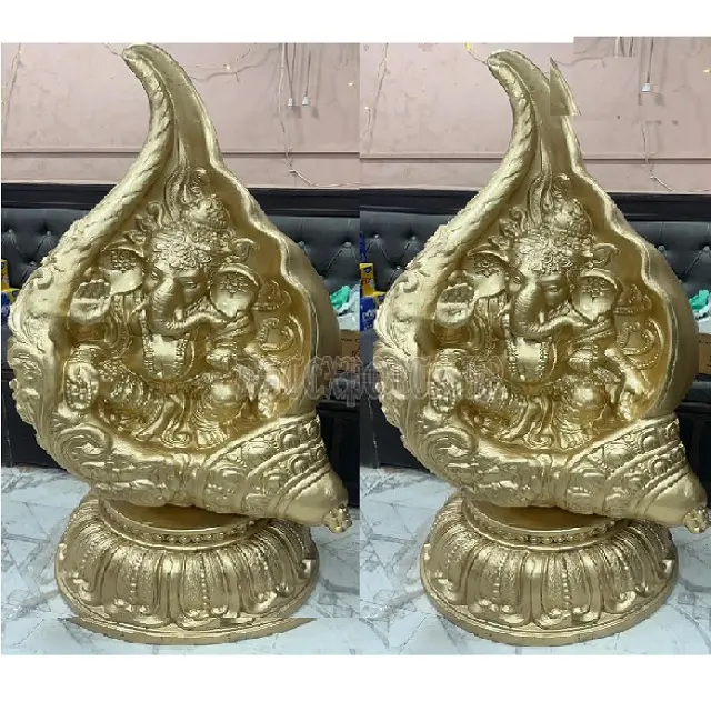 Düğün dekor Fiber Ganesha Idol Shankh üzerinde güzel büyük boy FRP Ganesha heykeli düğün için parlak altın FRP Gajanan heykeli