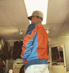 Blouson aviateur en cuir véritable sur mesure pour homme, qualité imperméable, coupe-vent, écologique, respirant, style vintage, logo sur le devant - Product Image 6